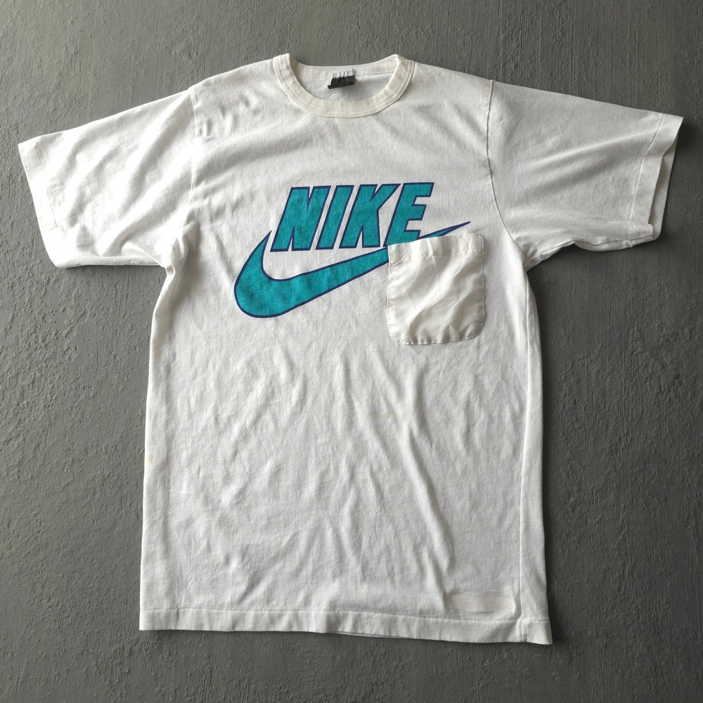 Vintage 80s Nike White T-shirt Size M Pocket Logo